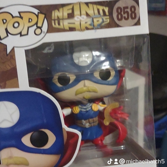 Jumbo Funko pop 10 inch glow hulk - Picture 8 of 11